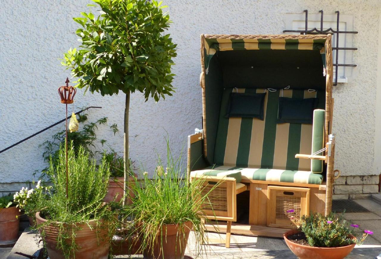 Bed And Breakfast Unter Den Linden ネルトリンゲン エクステリア 写真